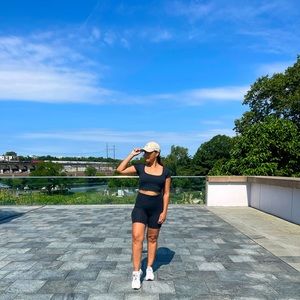 Meet your Posher, Daniela